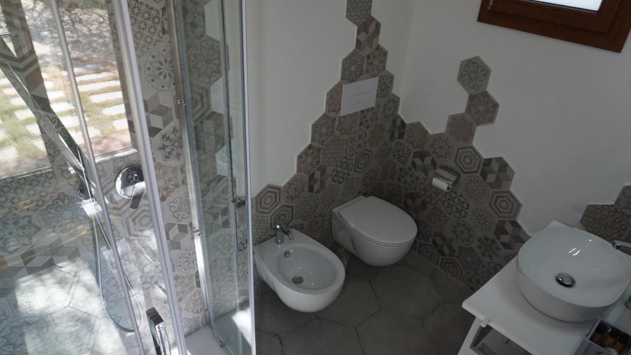 Li Petri Manni Bed & Breakfast Olbia Exterior photo